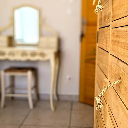 Bed & Breakfast Font Vive - D'hotes Eco-labellisees Avec Cuisine - Confort, Calme Et Vue Exceptionnels !